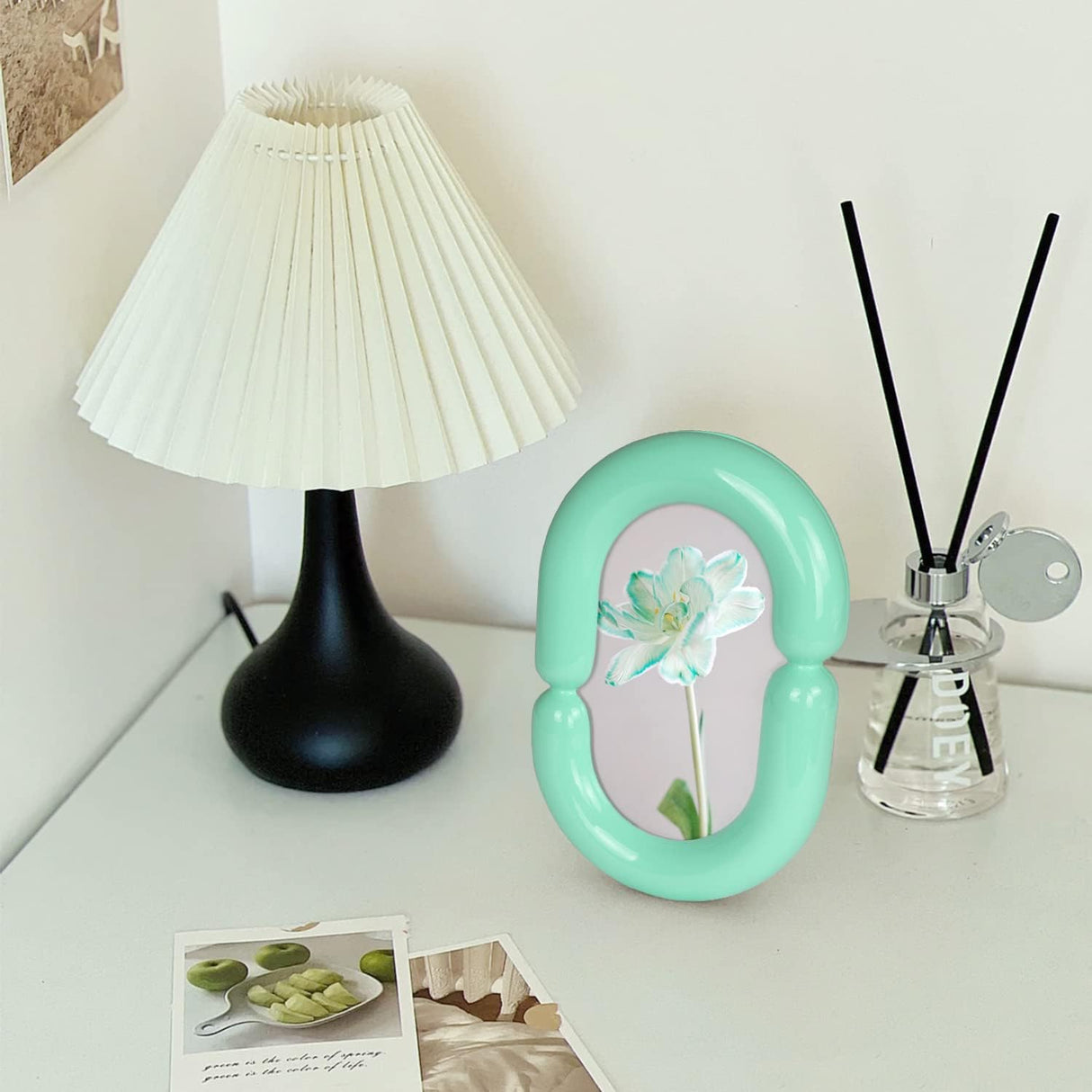 Alice Pop Color Bagel Wood Photo Frame